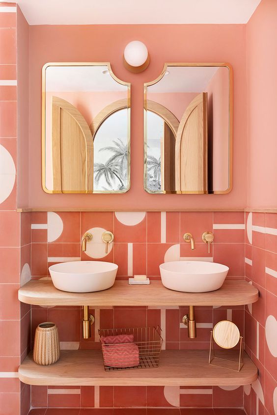 Salle de bain colorée design 